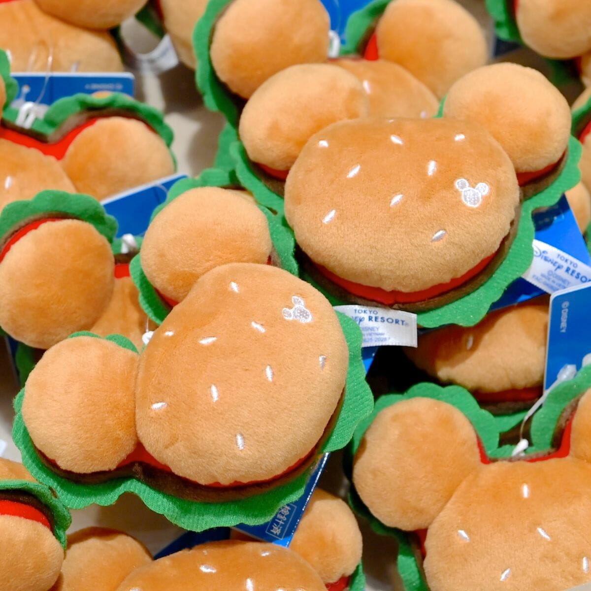 Mezzomikiのディズニーブログ チキンパオがマグネットに 東京ディズニーリゾート パークフード グッズ販売中 T Co Spczf7eyev