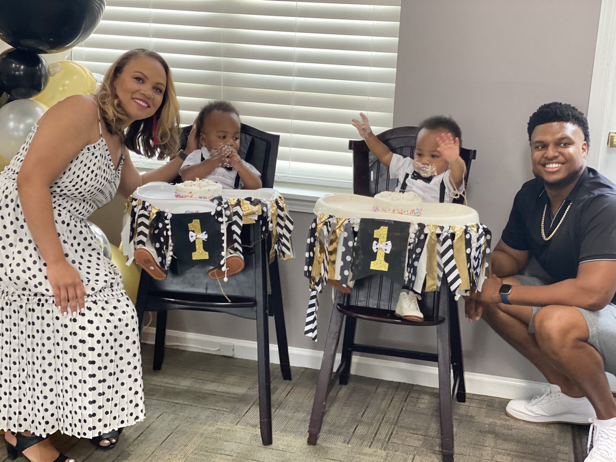 CortneyInspires's tweet photo. This weekend was about celebrating a full year of new life for the #MiniVann #TwinBoys. Congrats @caraygrace and @GregVannDEP on making it an entire year with twins and a toddler/adolescent. I love y’all! https://t.co/PZ4CODGxWs