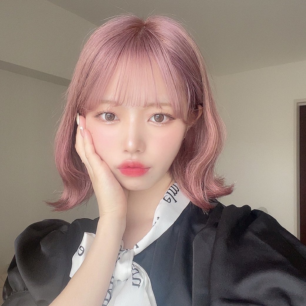 ririka0221apple's tweet photo. ピンクにしました💓
アンケートピンクが一番多かったので！
あぽカラーってのもあって
なんかいい感じじゃないでしょうか😵‍💫 https://t.co/W7m6aLkKts
