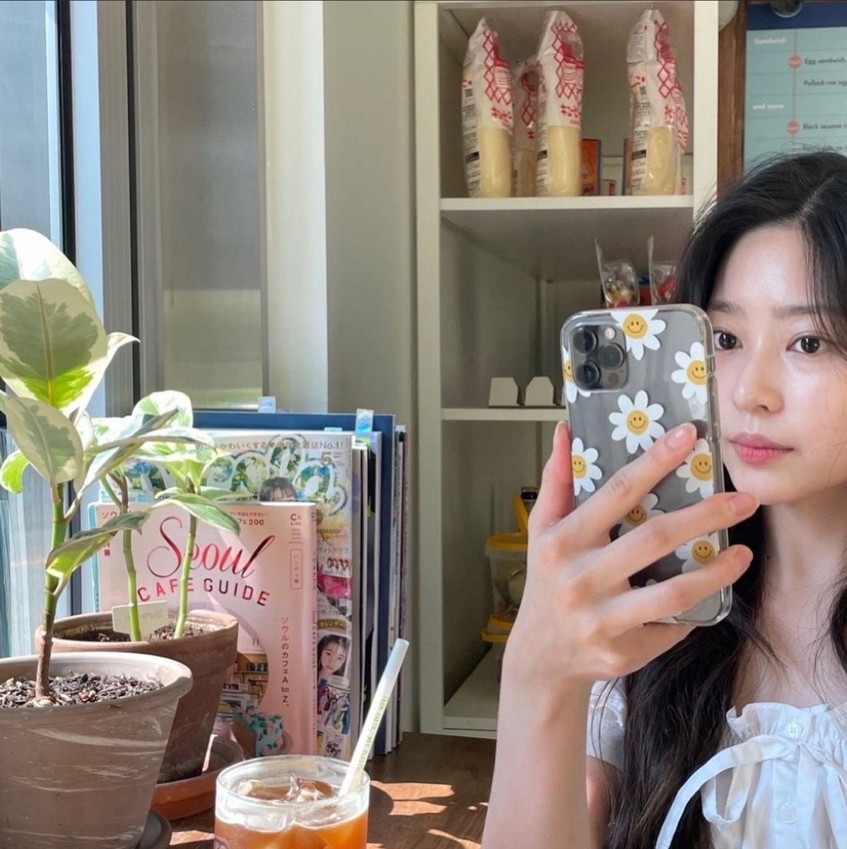 kim minju pics tweet media