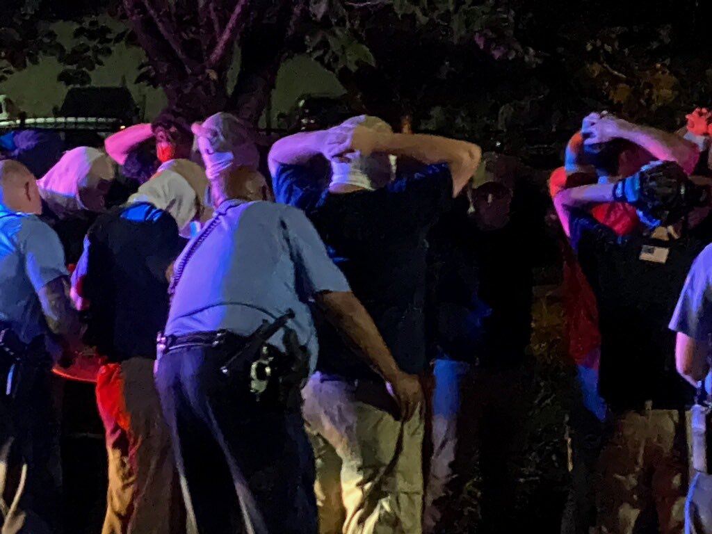 GrayHall6abc's tweet image. .DEVELOPING: The white supremacist group “Patriot Front “ marched through the streets of Philadelphia late last night and early this morning. Philadelphia PD responded. Officers say no one in the group was from Philly. The group is based in Fort Worth, Texas. Updates @6abc