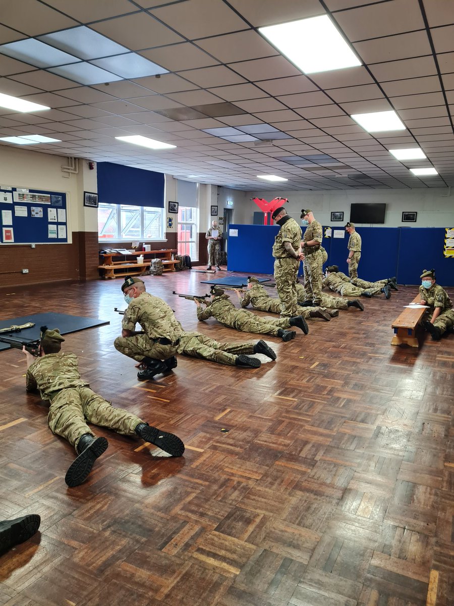 MindenPr's tweet photo. And Annual camp is kicked of let's have an amazing week everyone.
WHT being carried out ready for range day tomorrow even get a standard selfie with the OC 🤣😅 https://t.co/BmsVdIay6h