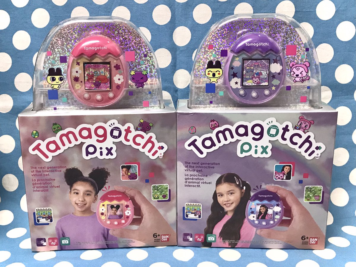 ロボットロボットラジ館店スタッフ 海外限定販売品 たまごっちpixが入荷しました カメラ機能付きで たまごっちと一緒に写真を撮ることができます さらに ボタン部分がタッチ仕様で たまごっちと触れ合えるみたいです たまごっちスマートに出て