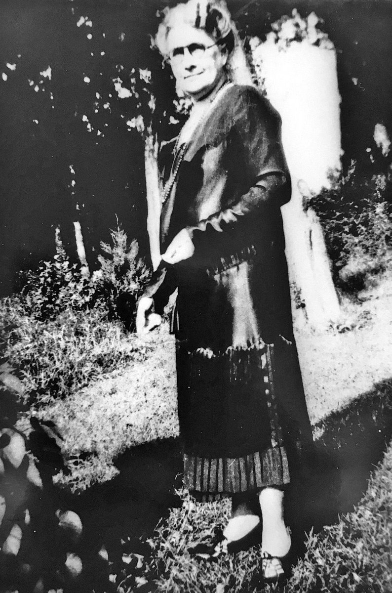 dinnafash2_0's tweet photo. "Don’t forget to be a god boy"
Febb Burn in a letter to her son, Harry T Burn, who cast the key ballot that made the 19th amendment part of the US Constitution #perfect36 #waroftheroses #privatesphere #publicsphere https://t.co/20FZ1Kh7hP