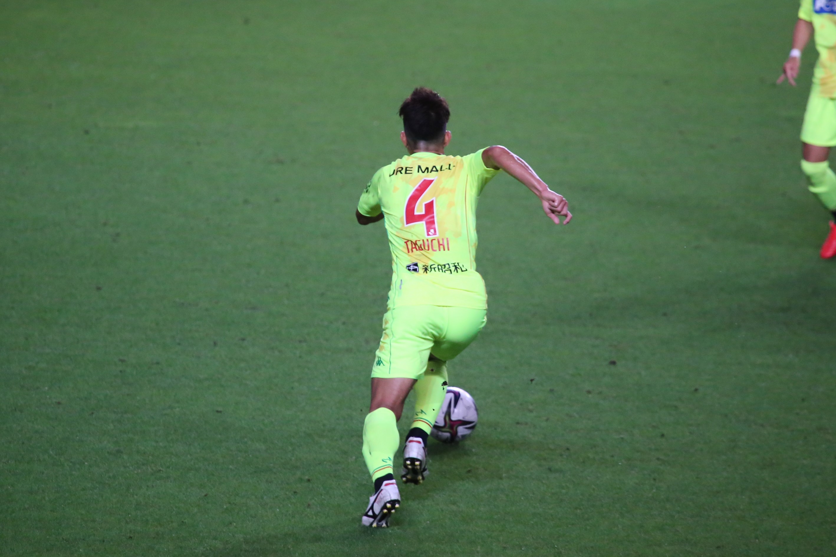 ちば 4田口選手 頼りになります もうケガしなでねと祈るばかり Jefunited ジェフ千葉 田口泰士 T Co Vtooezqydz Twitter