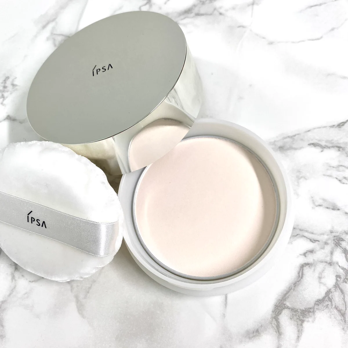 脂性肌の方におすすめ！IPSAのスキンケアパウダーでお悩み解決！