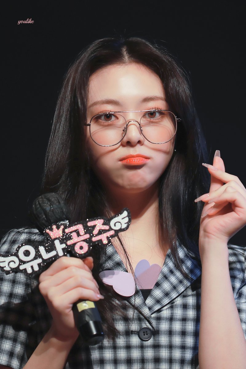 𝐲𝐨𝐮𝐥𝐢𝐤𝐞 tweet media