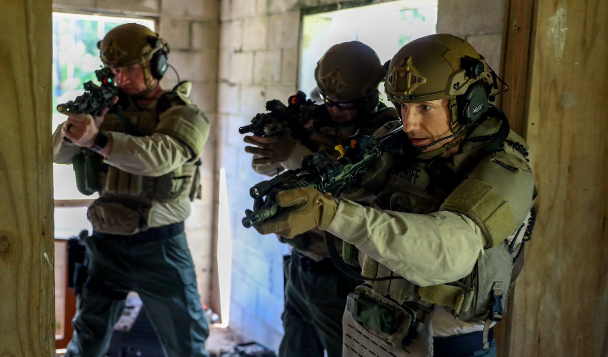 swat 4 sheriffs special forces