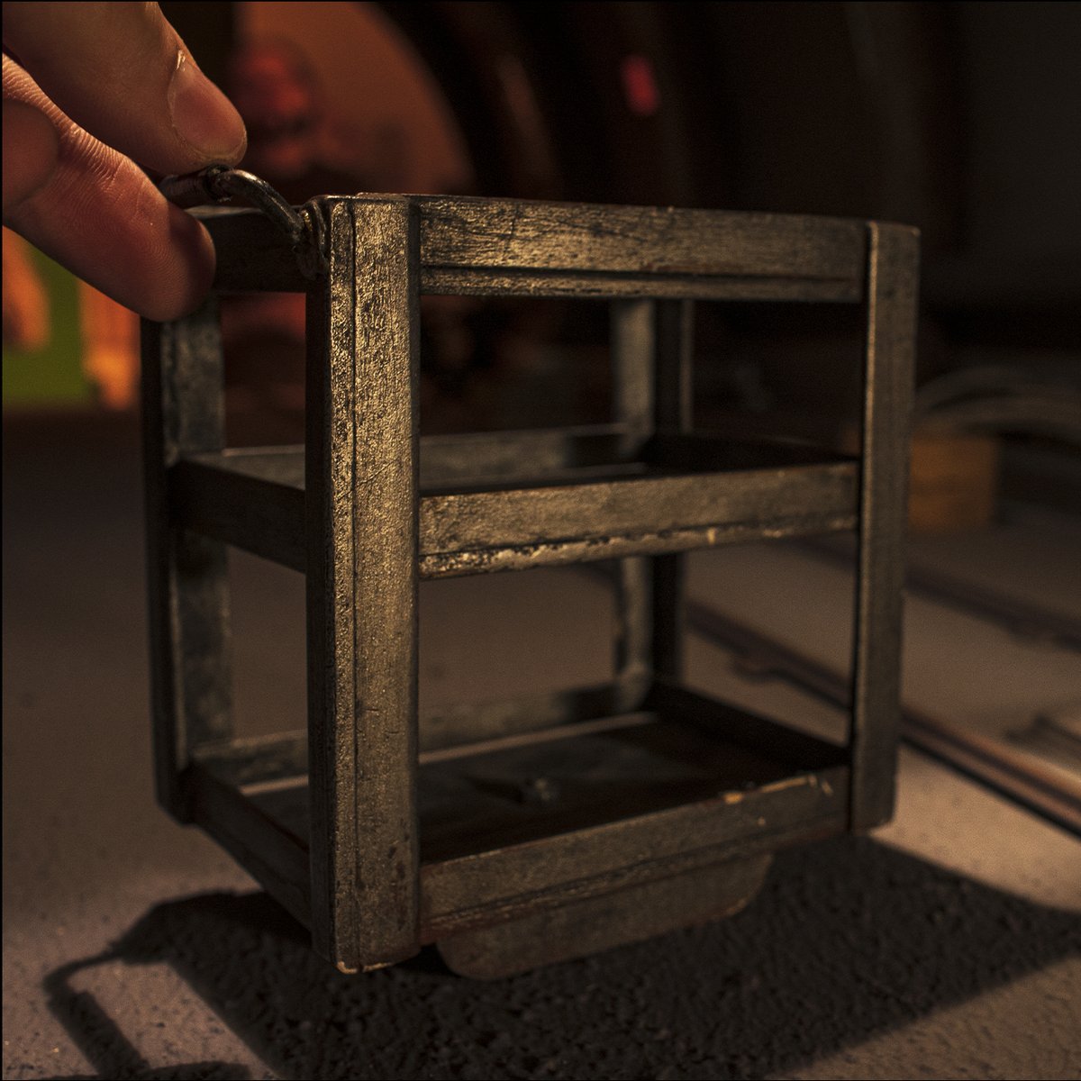 TurtlestudioA's tweet photo. #wip _NovaVita_ shortmovie
Model #painting by
Ciro pernice Diorama & Miniatures
#scalemodel #modelmaking
#handmade #behindscene #scalemodels #artistsofinstagram #maker #onset #miniatures #props #makersmovement #makerstrong #miniatureart #miniatureworld #miniaturepainting #props https://t.co/1ll2KTHThC