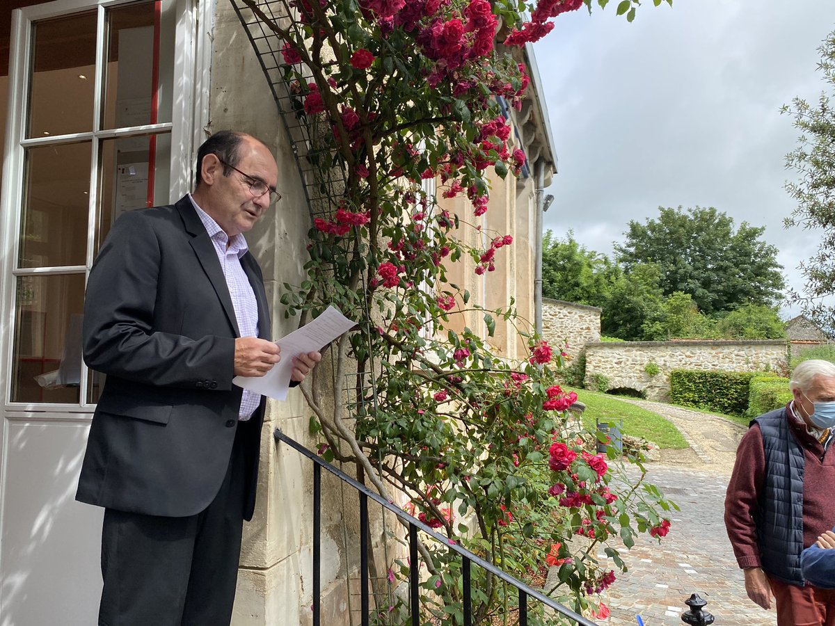 LepineChris's tweet photo. Ce matin, j ai participé à l’inauguration la belle exposition photos organisée par l’équipe motivée de la commune de #coincy #aisne #HautsdeFrance autour de la #hotteedudiable gérée par @CENHDF avec Michèle Fuselier vp de l’Aisne, du député Jacques Krabal et Mme la sous-prefete. https://t.co/IbbYhu97GG