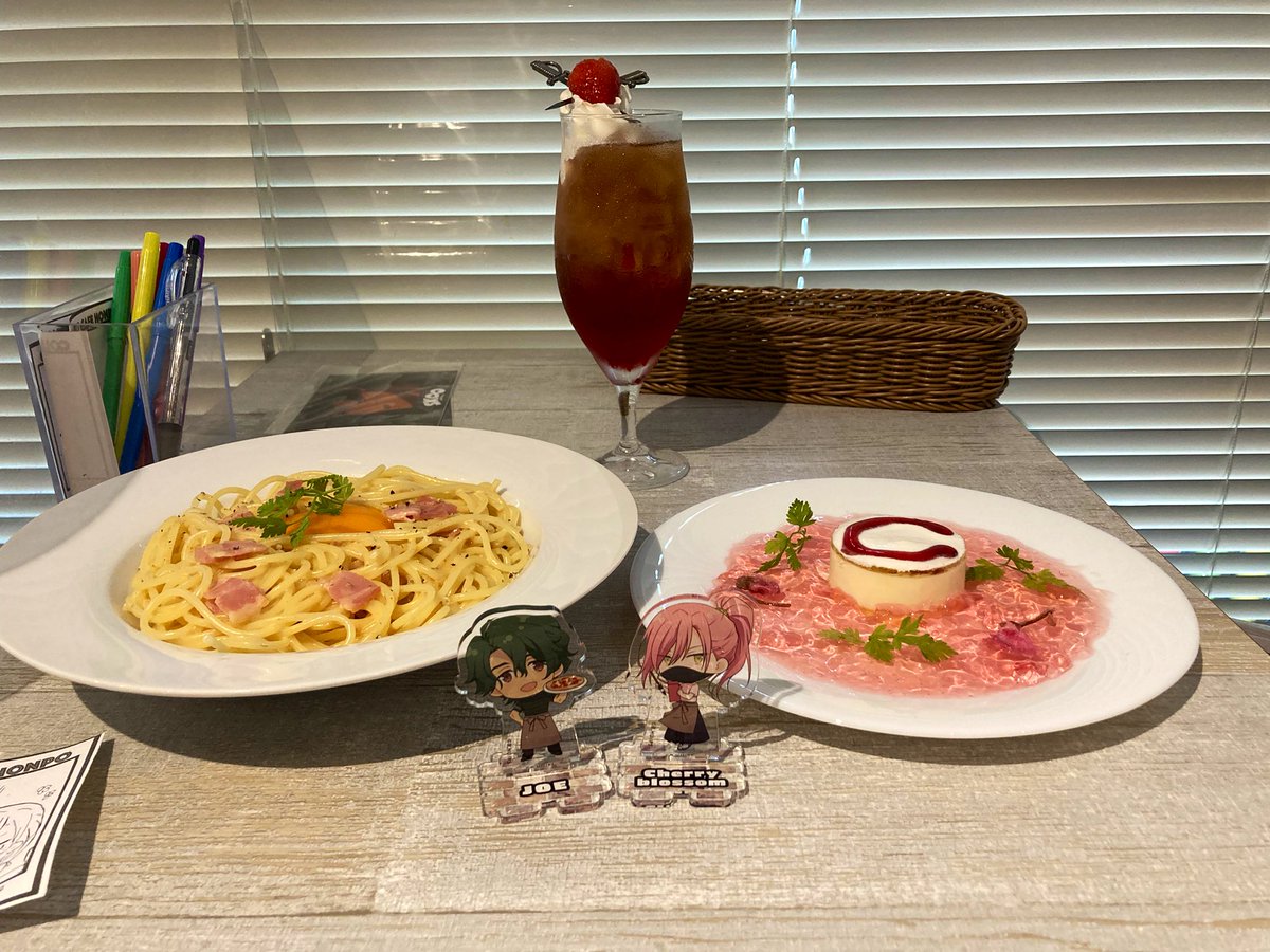 今日はエスケーエイトくんのコラボカフェ行ってきました💪💪💪
カルボナーラ下さい!してじょちぇとランガくん暦くん描いてきたよ🥰🥰🥰 