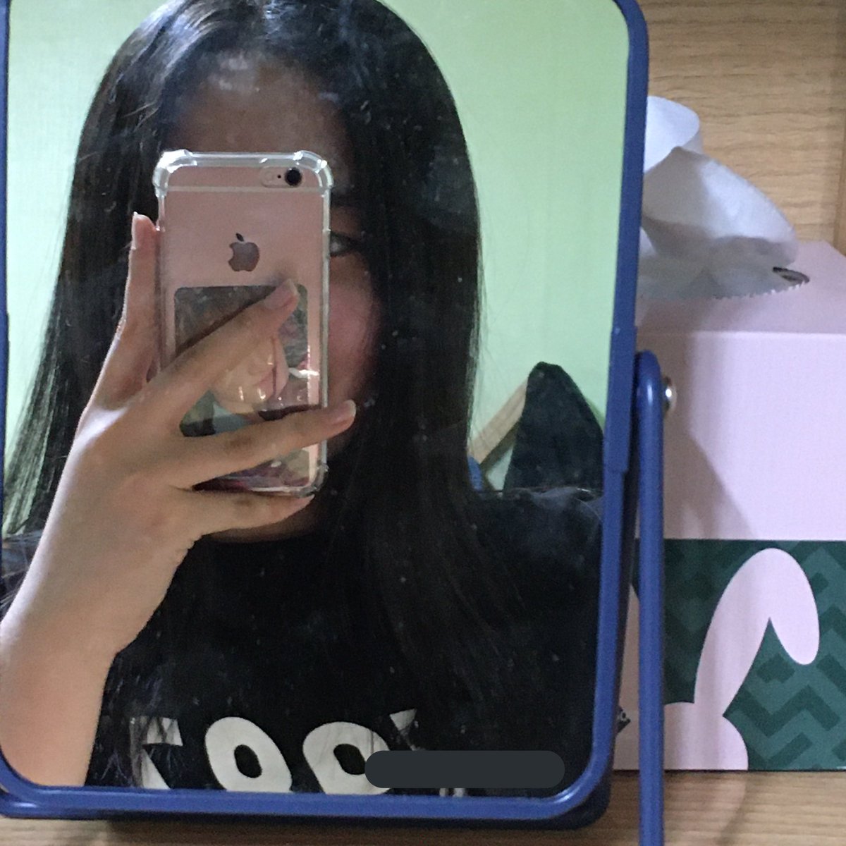 ROSE_921204's tweet photo. 머리 너무너무 짧지,, https://t.co/nxkDCUS23Q