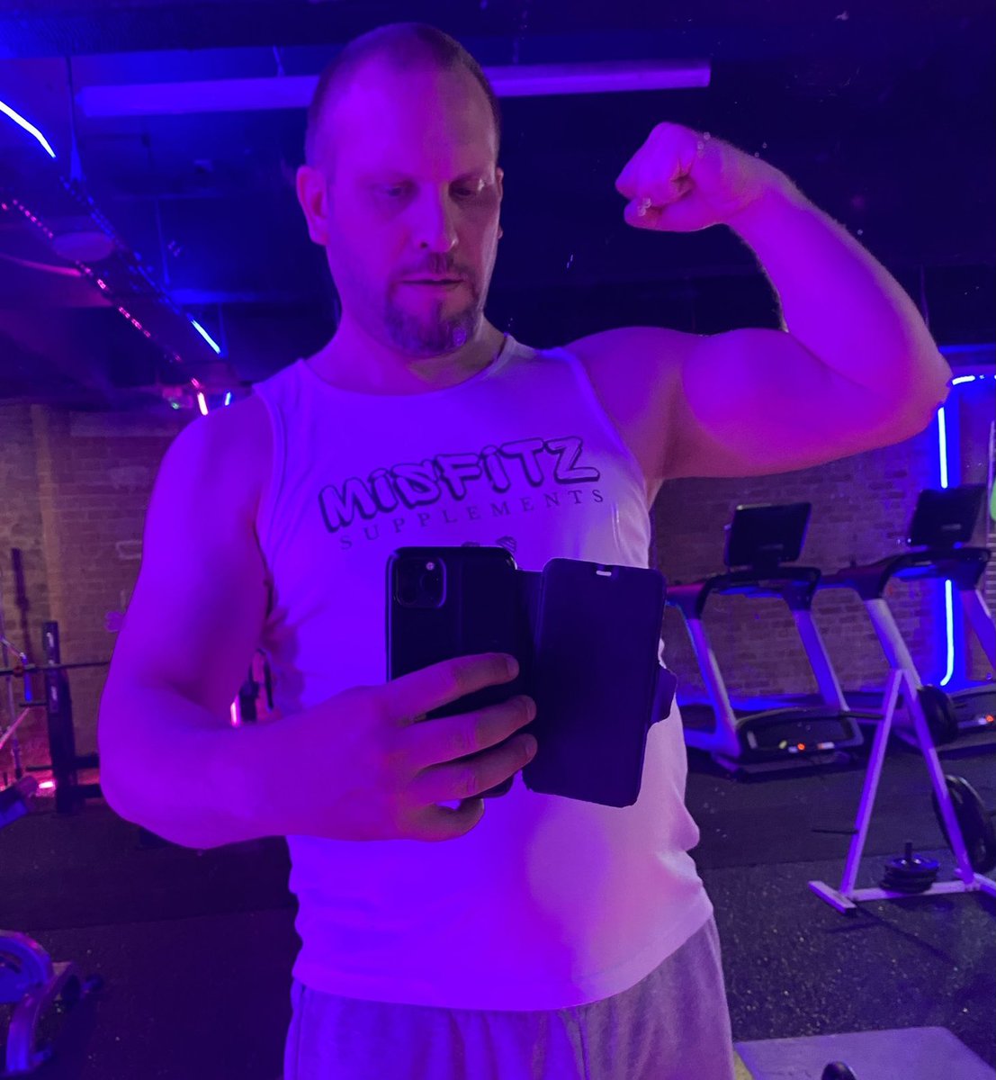 misfitz_sups's tweet photo. Down seeing #family 4 a few days. It’s important 4 us 2 have a good #work-#gym-#life balance 2 keep physically &amp; mentally strong - also it’s key 2 make time for family &amp; #friends as they will lift U up when u need them! What have U done this w/e? #mentalhealth #misfitzsupplements https://t.co/GFLn9zF3WX