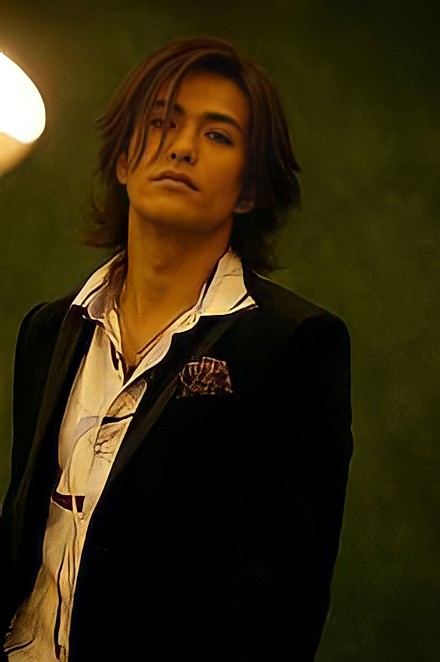 かみーゆ ゼアス部 当時俺が8歳の時 このドラマの夜王見て痺れたね 北村一輝演じる聖也がほんとにかっけぇんだ 松岡の遼介も かっこいいんだけどやっぱり聖也なんだよなぁ T Co 6kzbig4sby Twitter