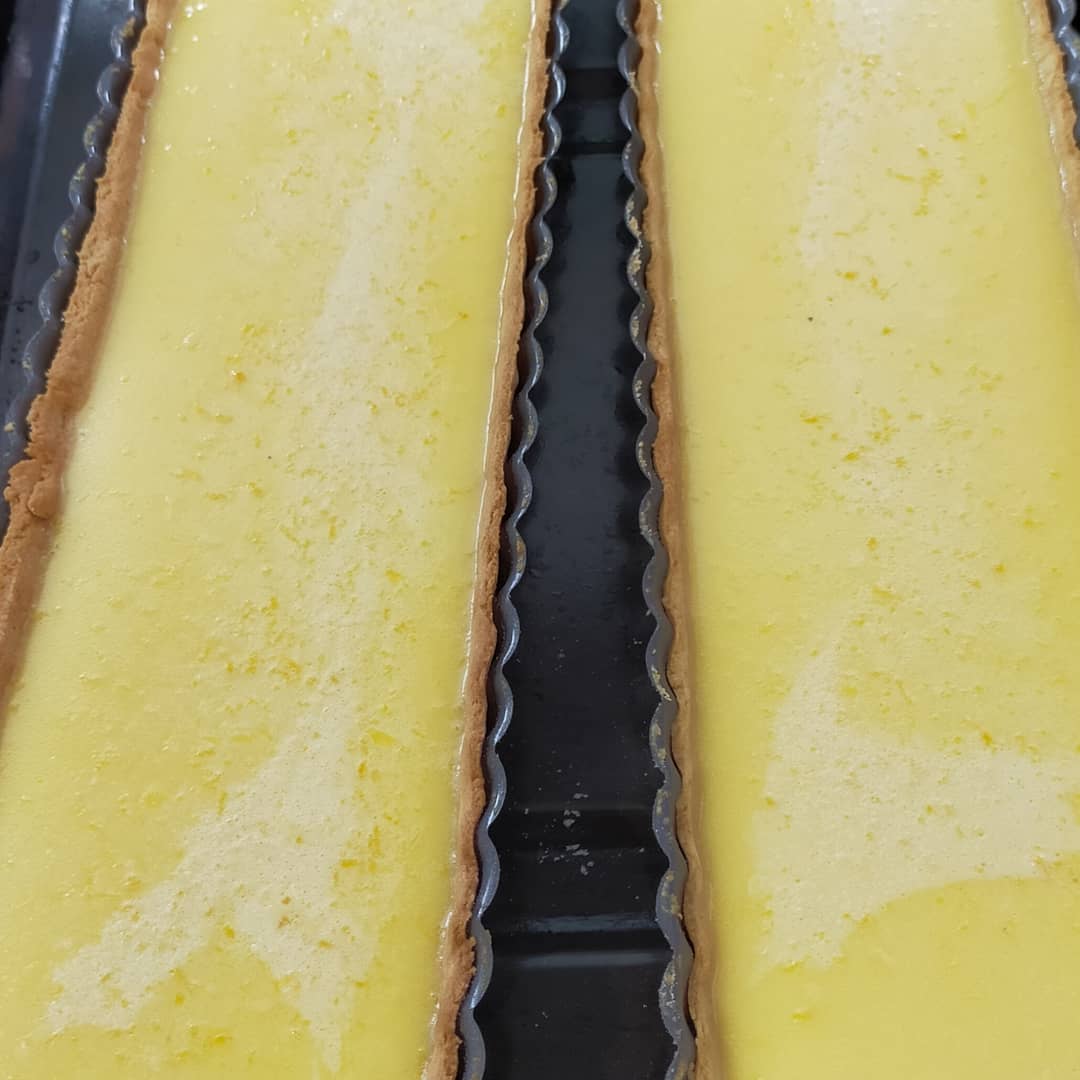 Q. What is better than a delicious, zesty Lemon Tart with crisp, buttery pastry and a smooth, silky filling?
A. Two of them!  This is a classic recipe which stands the test of time and is difficult to beat.
#lemontart #caterer #desserts #delicious #professionalchef