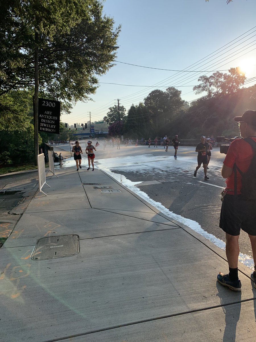 ErinKPeterson's tweet photo. A MIST-tical live shot from @ChristieOnTV and @kaitlynross1 on @11AliveNews #runnercam #PeachtreeRoadRace https://t.co/xBCWA7wyTm
