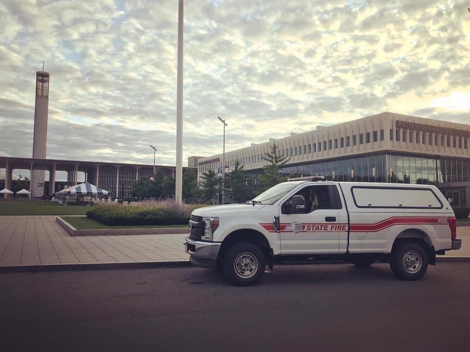 nysfps's tweet image. Wishing everyone a Happy and Safe Independence Day! Our Fire Protection Specialists are mobilized throughout the State for public fireworks displays on state property and other assignments as needed. Be well everyone! @PlazaEvents