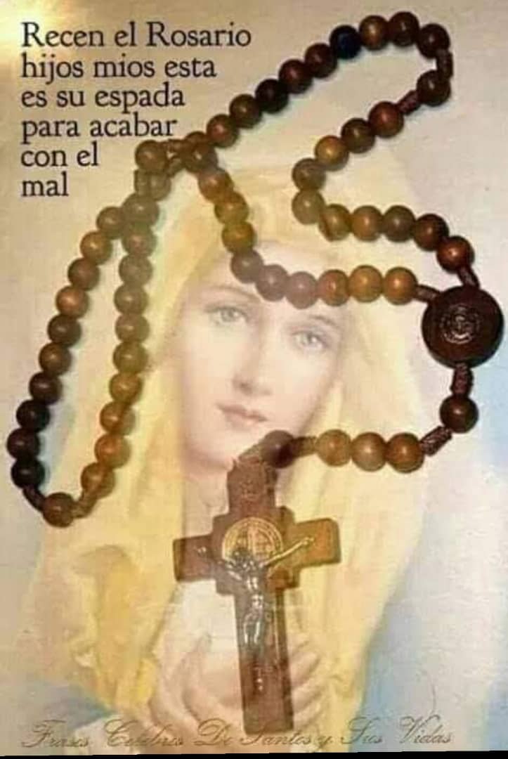 ReinaMedjugorje's tweet photo. Hoy los llamo a todos: oren conmigo por la paz y la libertad, porque Satanás es fuerte y quiere, con sus engaños, alejar de mi Corazón maternal a cuantos corazones sea posible. 🙏🏼
#Medjugorje https://t.co/NKraKGBdpz