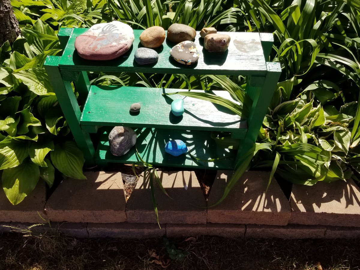 PeggyWith's tweet photo. #GoingofftheRails in Albany, MN and came across #AlbanyKindnessRockProject. Took a rock for our upcoming trip to Rome. #livingwithpeggy #upgraded #livelife @ShlantaM @PegShlanta https://t.co/uWlQNS1292