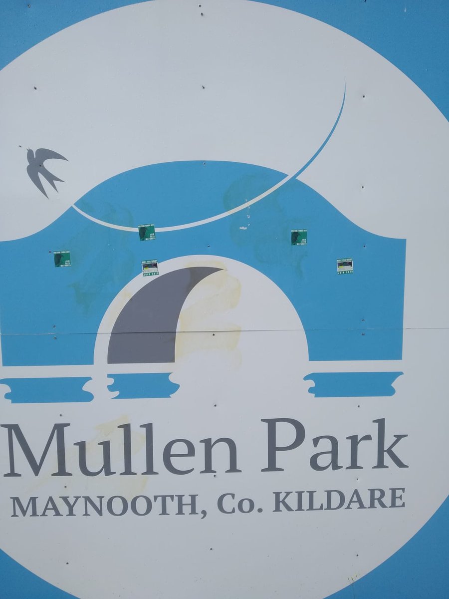 KildareCatu's tweet photo. Banner drop and stickering at Mullen Park (that's recently in the news for being purchased by a corporate landlord) yesterday as part of @CatuIreland national day of action ๐ฅ๐ฅ๐ฅ #VULTURESOUT #CUCKOOSOUT https://t.co/fhq2ZpdNMQ
