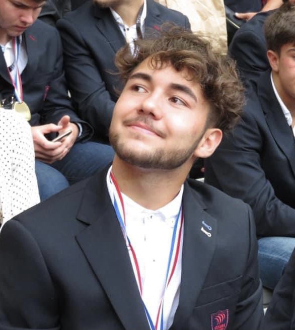 AsbhAssociation's tweet photo. Notre club est en deuil aujourd’hui suite à la disparition tragique et accidentelle d’Adam Lassaux génération 2003 double championne de France.Nous nous joignons à l’immense peine de la famille 🥲🖤 https://t.co/us6EkEkole
