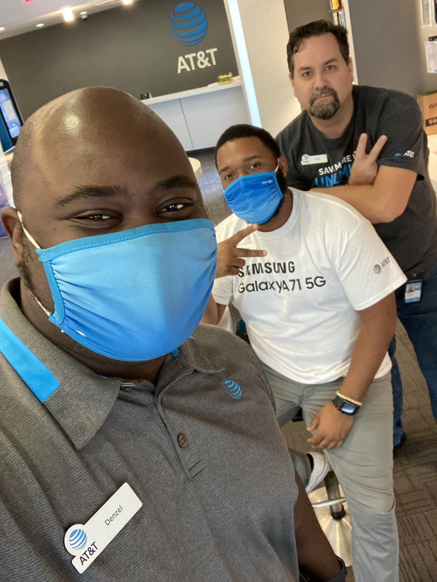 DenzelC01's tweet photo. Enjoying my 4th of July with my bro Jordan and our wonderful ASM @brian_att . Come see us & learn how our fast AT&T Fiber & reliable AT&T TV can enhance you and your family life. @JuliusPrice10 @AllyG52 #lifeatatt #FiberStrong https://t.co/APk73ulglZ