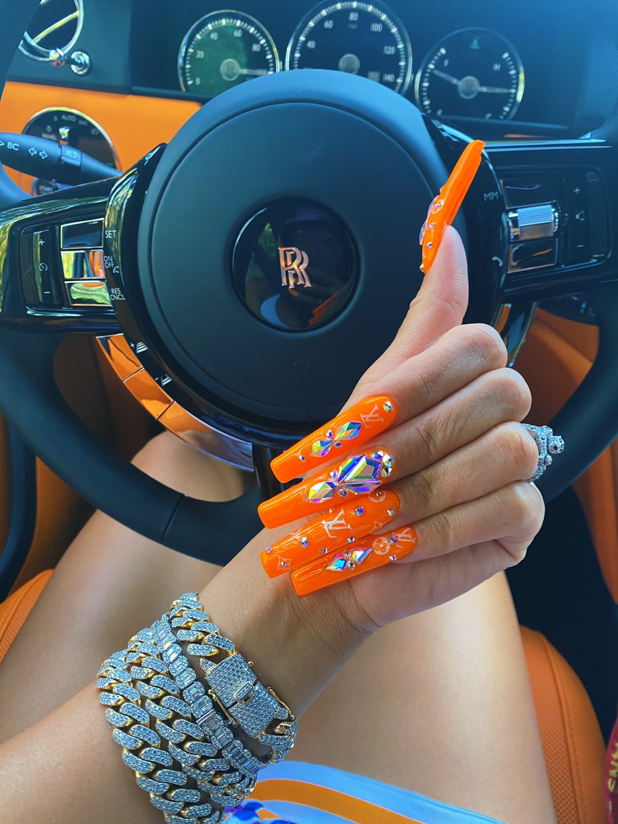 new wrist new whip ride around dipped 📈