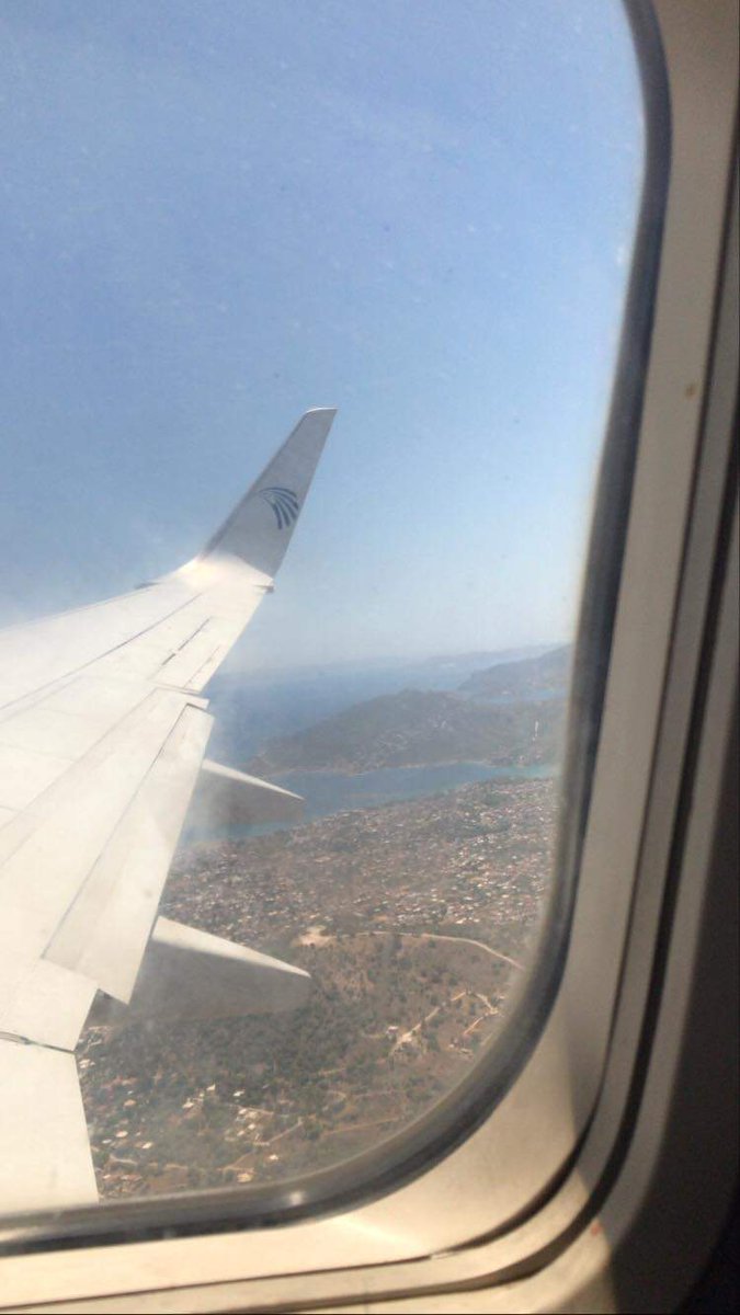 🛫