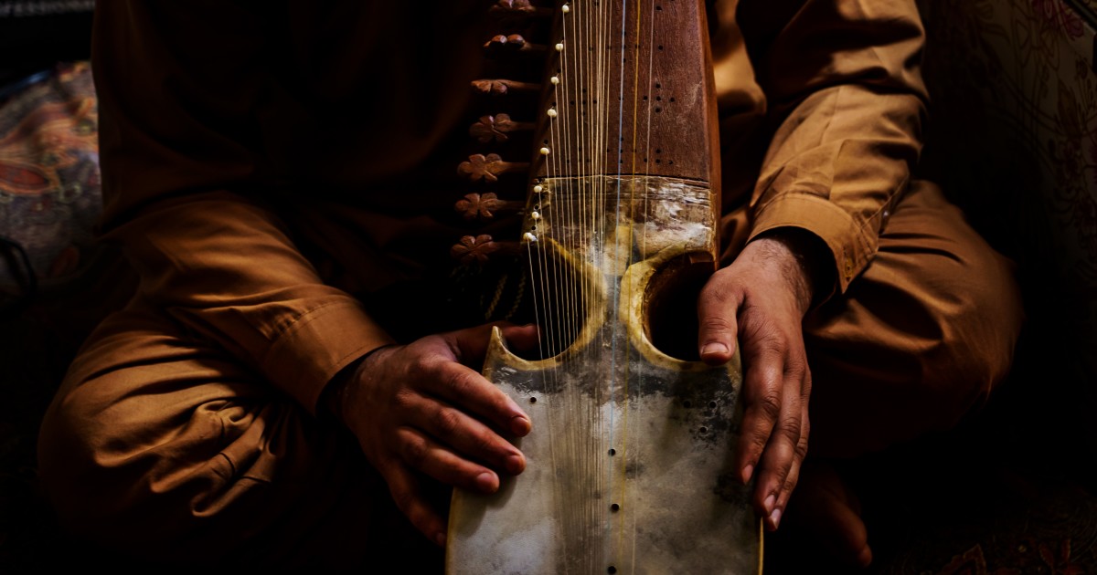 MarcuswevansSr's tweet photo. Musicians faced death under Taliban rule. They may be silenced once more: An Afghan tradition was all but stamped out by religious extremists who — hearing sin instead of song — outlawed music and threatened with death its practitioners. https://t.co/JEj5aZf6DJ #Column_One https://t.co/DxeNRWP1EU