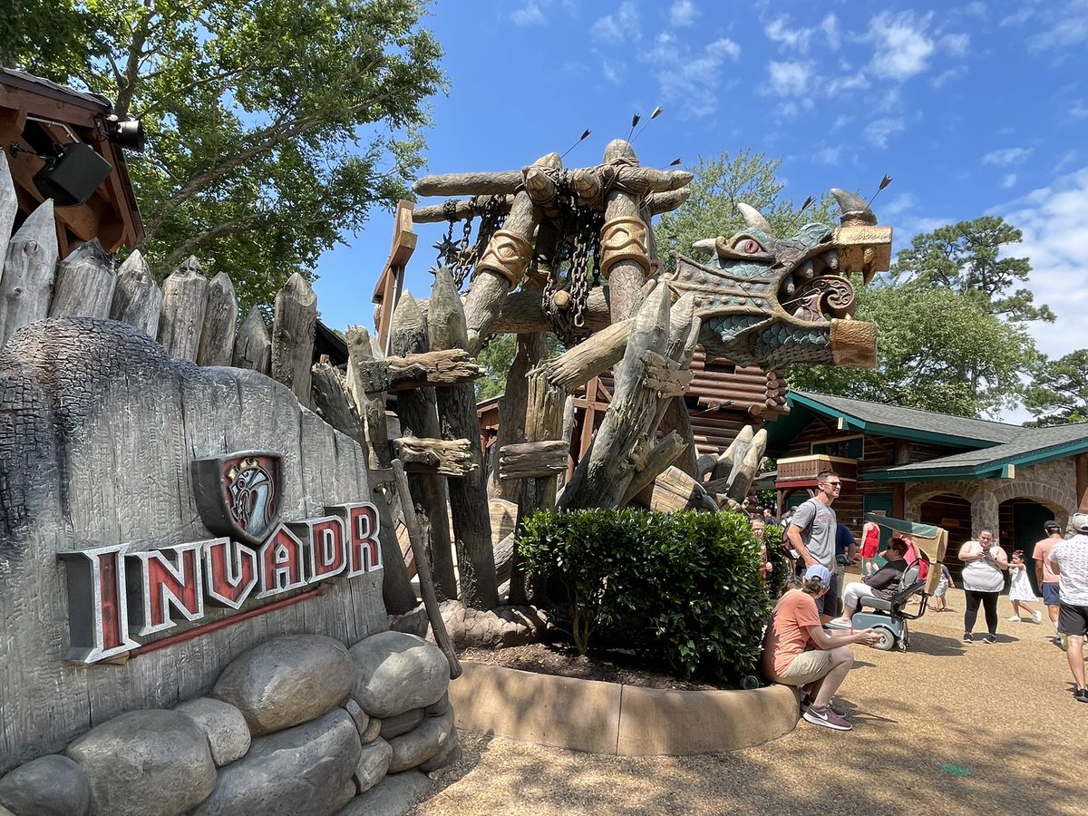 WildcatCoasters's tweet photo. New @GreatCoasters credit! #Invadr at @BuschGardensVA https://t.co/IA08lmjjZc