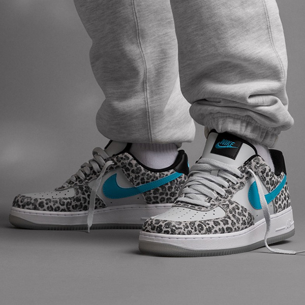 KicksDeals's tweet image. 👀🔥 NEW Nike Air Force 1 '07 Premium options are direct from @nikestore + enjoy FREE shipping when logged into Nike+ account. #promotion

🐅🐅 bit.ly/3hibXQG

🐆🐆 bit.ly/3hwscsd
