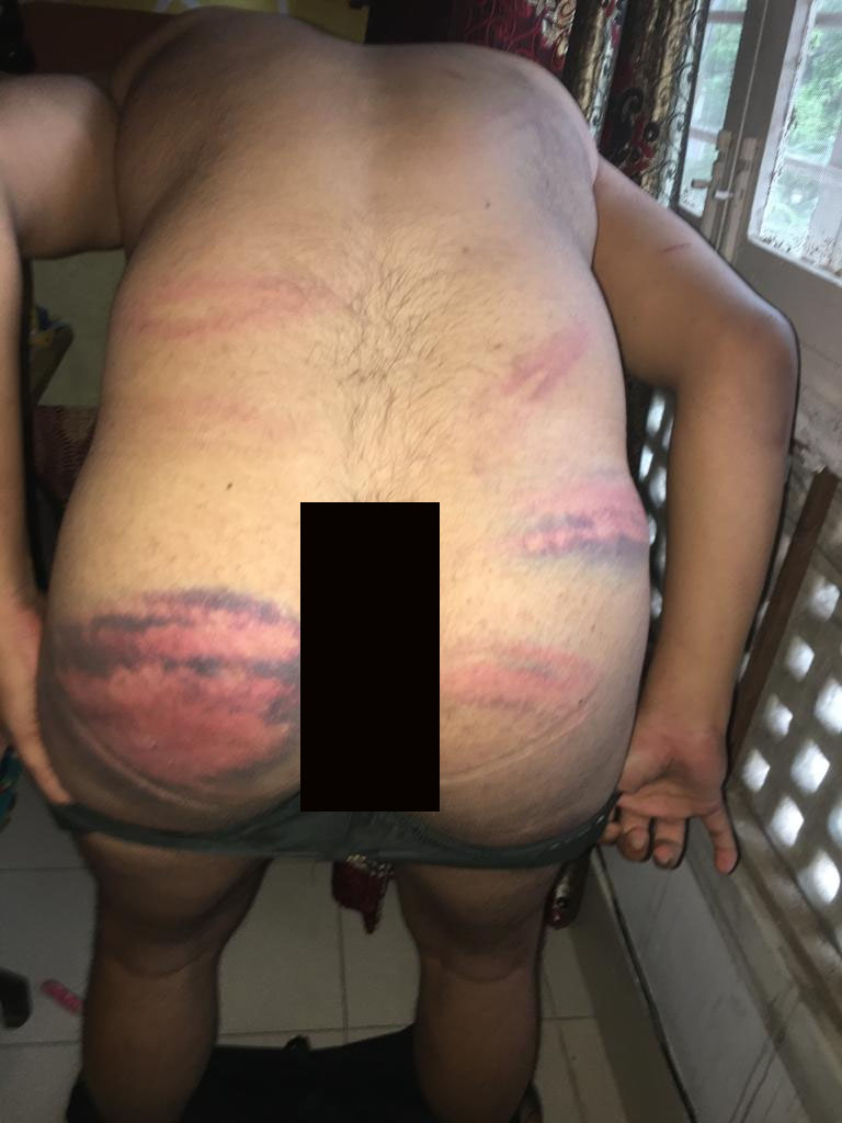 NCMIndiaa's tweet photo. Dear @CPDelhi this kind of barbaric act of ur man will not be tolerated in National Capital.
See the act of ur people frm PS RK Puram. We demand lodging of FIR against the culprits nd  immediate arrest nd suspension
@RkpuramP @DCPSouthDelhi @DCPSouthDelhi  @DelhiPolice @HMOIndia https://t.co/ozWrsOBApz