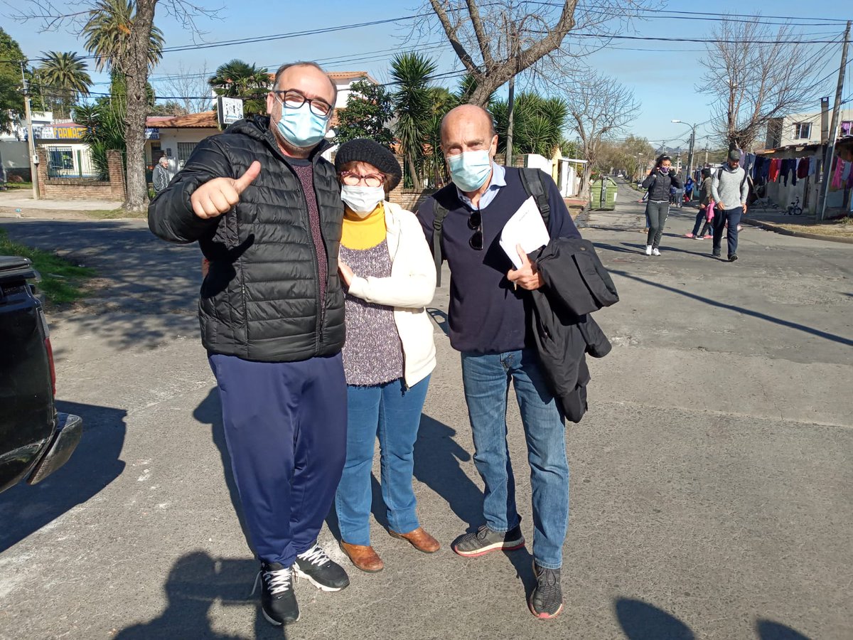 GabrielOteroA's tweet photo. Flor de barra se armó para la barriada en Nuevo Paris

Vamos que llegamos!!

#YoFirmo ✍️ https://t.co/NH1gaY6fa5