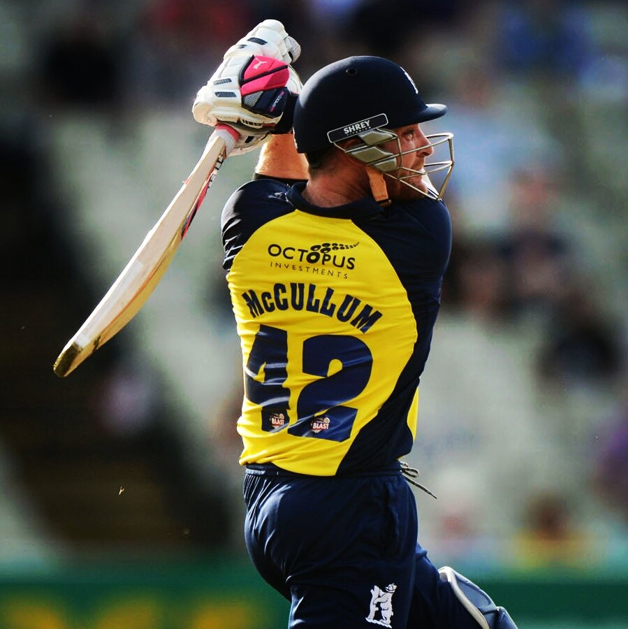 Hariteja_Baz42's tweet photo. On This Day in 2015 @Edgbaston @Bazmccullum scored 158 off 64 balls for @BearsT20. The most brutal T20 innings, absolute Carnage It was a brutal exhibition of power-batting πͺ
#TakeTheGameOn https://t.co/7uABIpthKt