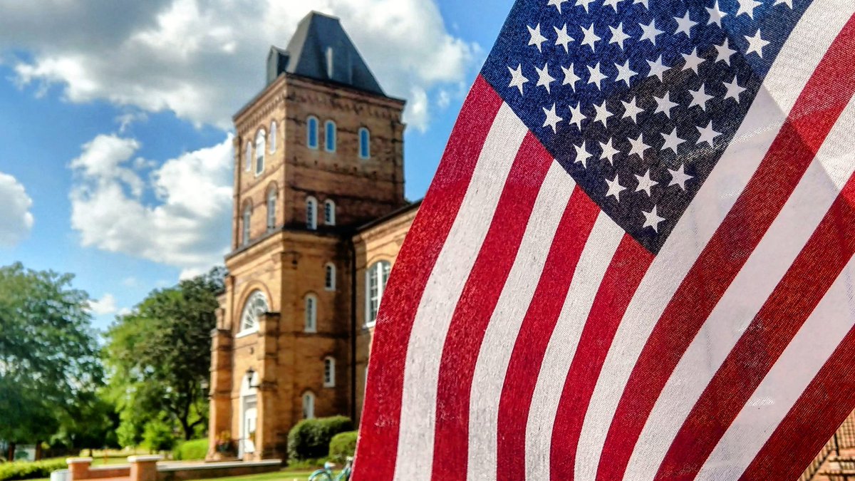 campbelledu's tweet photo. Happy Independence Day to our Campbell family! #FourthofJuly https://t.co/Cc0UNgwNbI