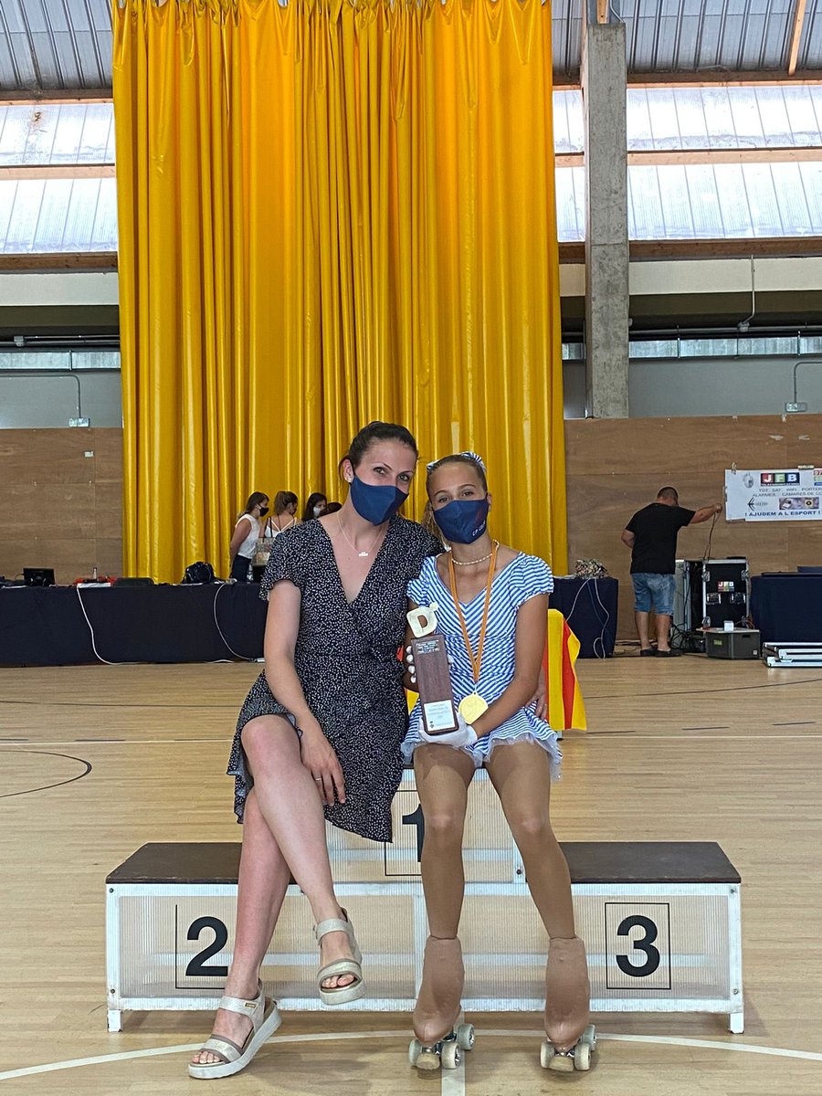 CpCelra's tweet photo. Aquest cap de setmana la Júlia ha participat al Campionat Provincial de la categoria Infantil a Fornells de la Selva. Ha aconseguit la primera posició🥇i s’ha classificat pel Campionat de Catalunya. Ho ha fet molt bé! A continuar treballant!💪🏼💗
#cpcelra #campionatprovincial https://t.co/fpawncMxts