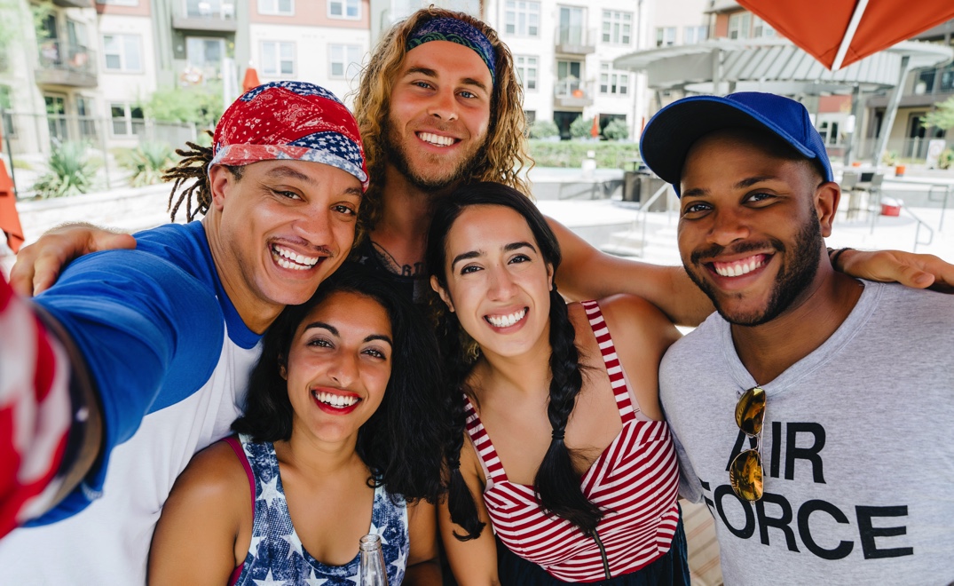 ContinuudCare's tweet photo. From the entire Continuud Team, Have a safe and Happy 4th! https://t.co/qJjTiIwpIp