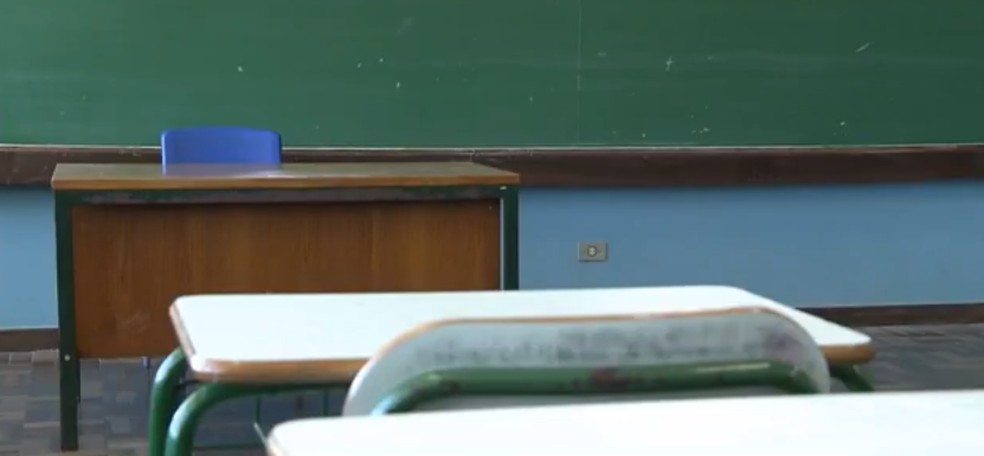 g1parana's tweet image. Covid: Justiça suspende eleições presenciais para diretores de escolas estaduais no Paraná
glo.bo/3hvGRUt #G1 #G1PR