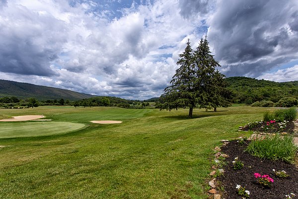 AmberKresge's tweet photo. New artwork for sale! - "Rocky Gap Golf Course" - https://t.co/XzzbnihXiv @fineartamerica https://t.co/cpYDLZKgXD