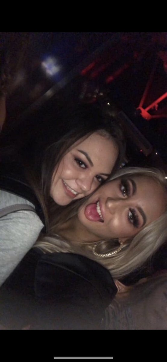 kk3lly02's tweet photo. Happiest of birthdays to you @_LucyPeasley_ hope you have the best day ever! 🤍u xxx https://t.co/qplg939CAK