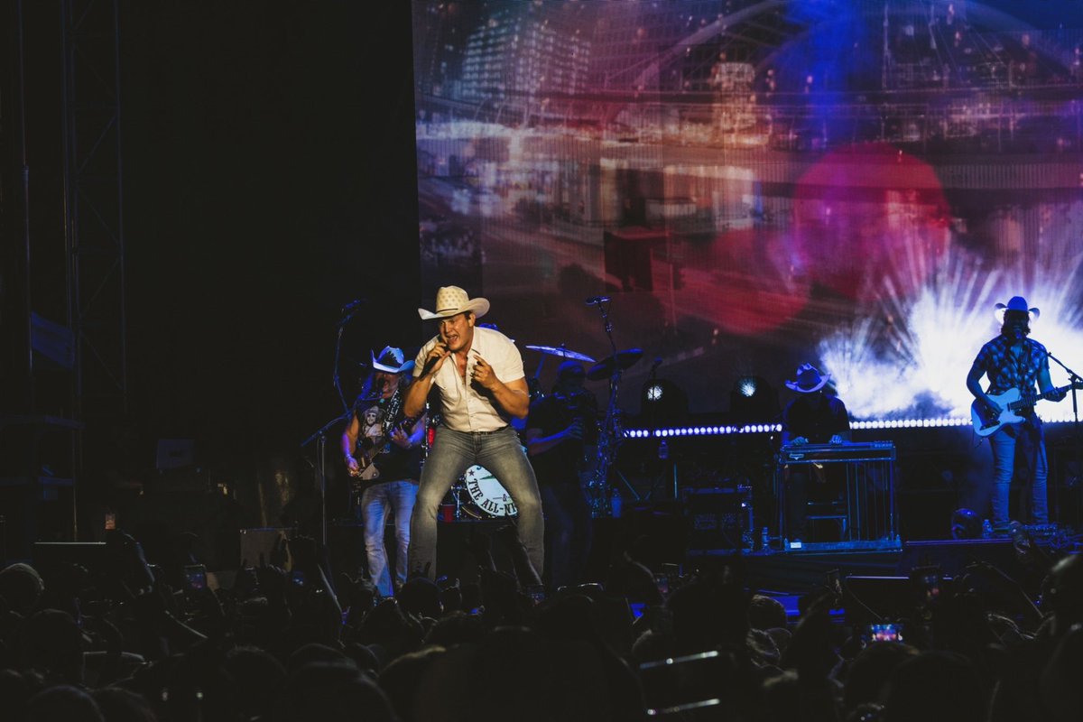 Big Country Bash tweet media