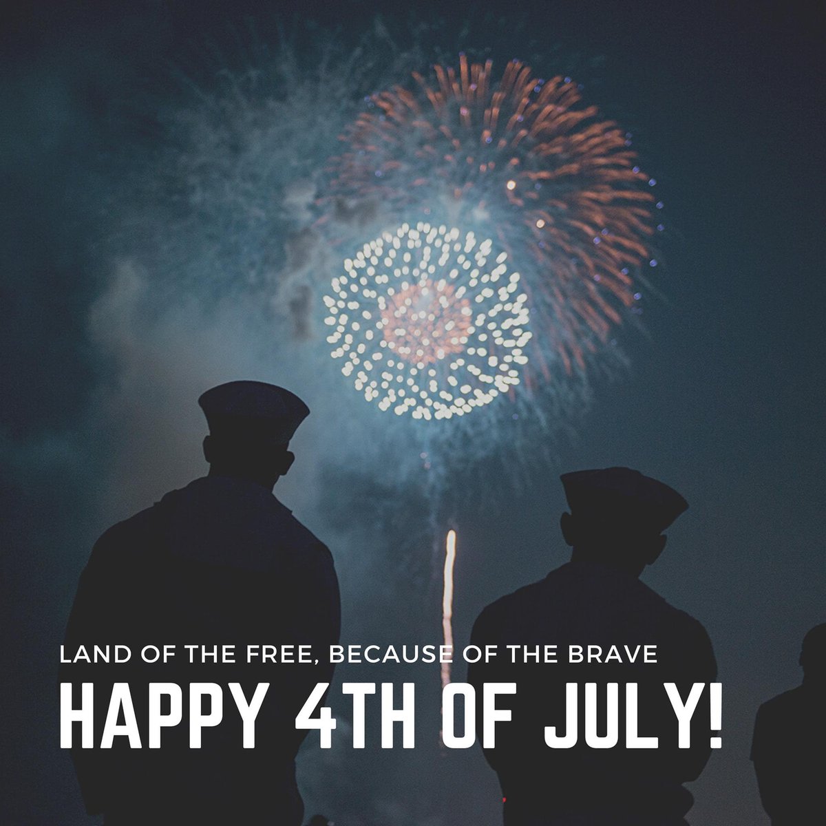 Happy #4thofJuly! For over 245 years, the #USNavy has served to protect American freedom and democracy. Here's to 245 more! 

Happy Birthday, #America.🎆🇺🇲