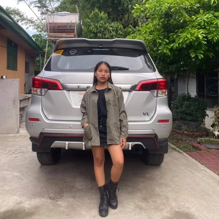 angeeeeecstl's tweet image. mowdel yern 🤦🏻‍♀️ pls like &amp;amp; follow our fb page, @ Pawsitivities , murayta lang mga paninda namin hihi #supportsmallbusiness #jacketcollection