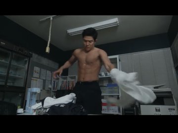 鈴木亮平の筋肉がヤバい トレーニングの方法やストイックな食事を紹介 3人ママの子育ても楽しんじゃおうブログ