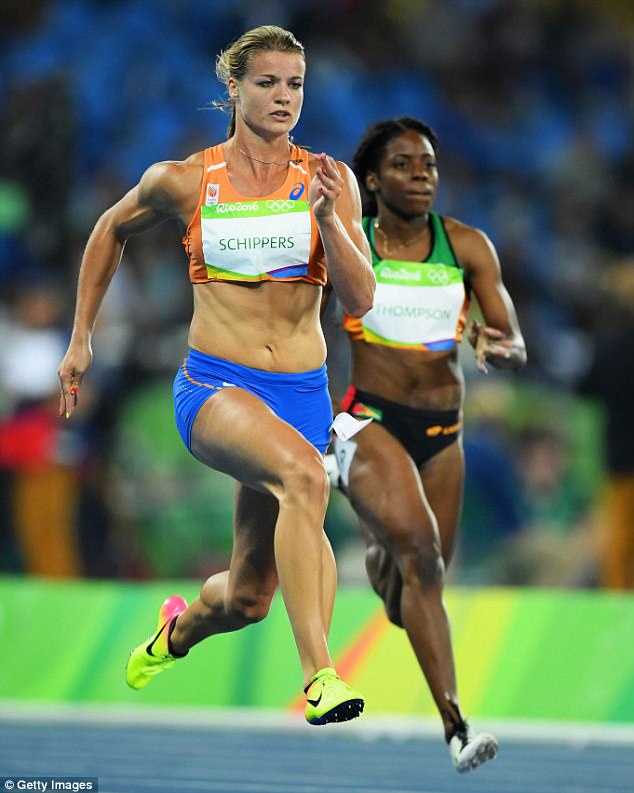 funrunr1's tweet photo. @itsmrsaulter2u @JesseEvanParker Compare & contrast.
@J_Prandini
@dafneschippers
#NotSlow https://t.co/QXhg8Uwd8G