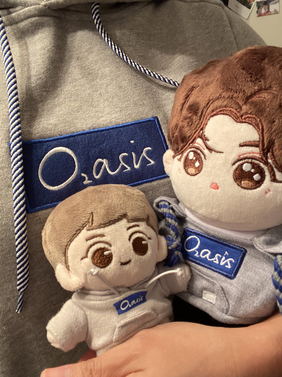 opalgem_03's tweet photo. We are all wearing our uniforms 😂😂😂
#SUHO #Junmyeon #O2asis https://t.co/tJLoyqHWrv