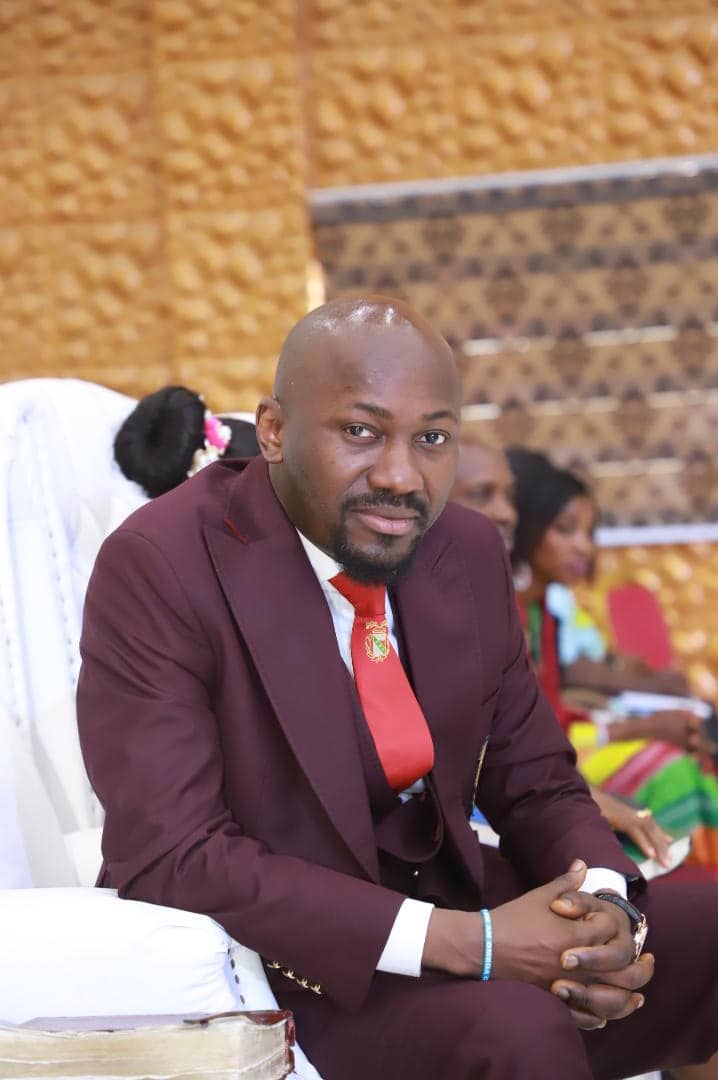 APOSTLESULEMAN's tweet photo. Happy sunday to you and Blessings upon you in Jesus name https://t.co/i3DvIU3aU4