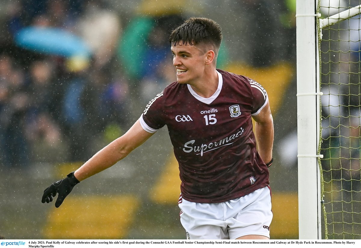 Galway_GAA's tweet photo. All over here in Roscommon and Galway come away victorious 🥳
📸@sportsfile 
@SupermacsIRE #riseofthetribes #ConnachtSFC https://t.co/0cFISMI4Zx