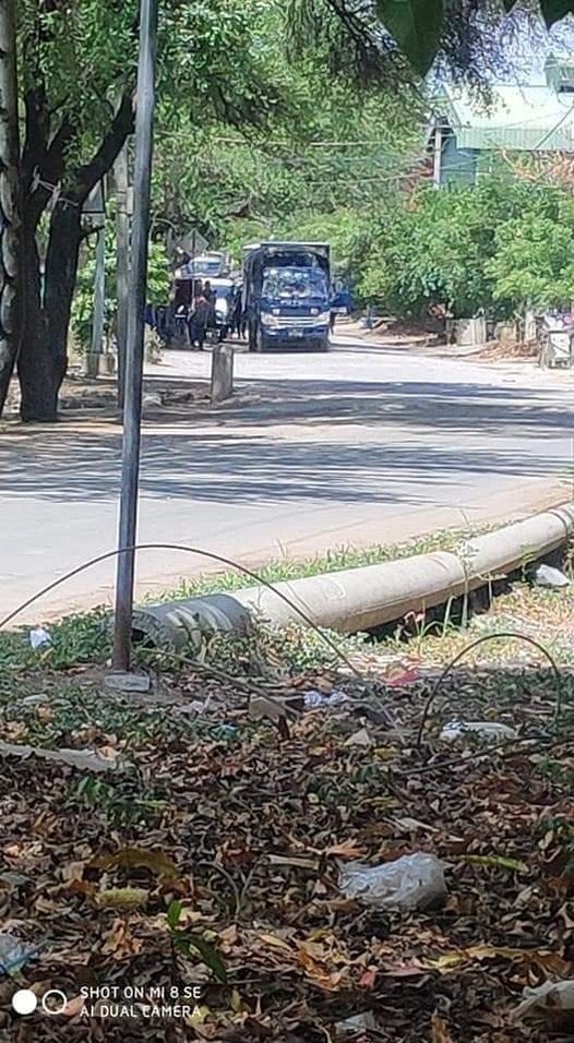 nslwin's tweet photo. PYI GYI TAGON, Mandalay:

SAC Terrorists ABDUCTED two women and a man on May Zin Thein Street in Htain Gone Ward today at 2pm.

#July4Coup #WhatsHappeningInMyanmar #MilkTeaAlliance https://t.co/mUshvP1auw