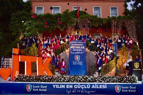 Güzel çocuklarımızı gururla aydınlık yarınlara uğurladık, yolları hep mutluluk ve iyiliğe çıksın❤️❤️❤️ #sırasende #izmirözeltürkkoleji #itklıolmakayrıcalıktır